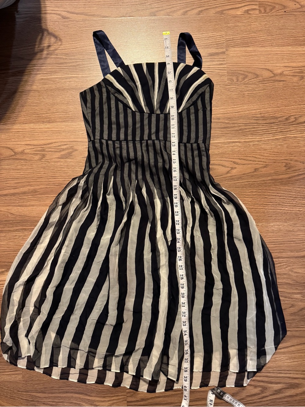 Vintage Marc Jacob’s Black and White Striped dress with Navy Straps READ DESCRIP - Picture 8 of 13